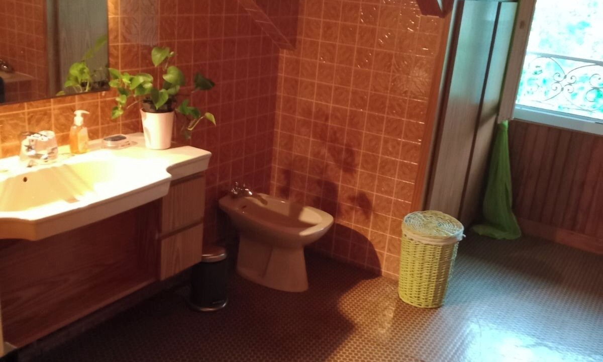 Photo of Bathroom in Aste
