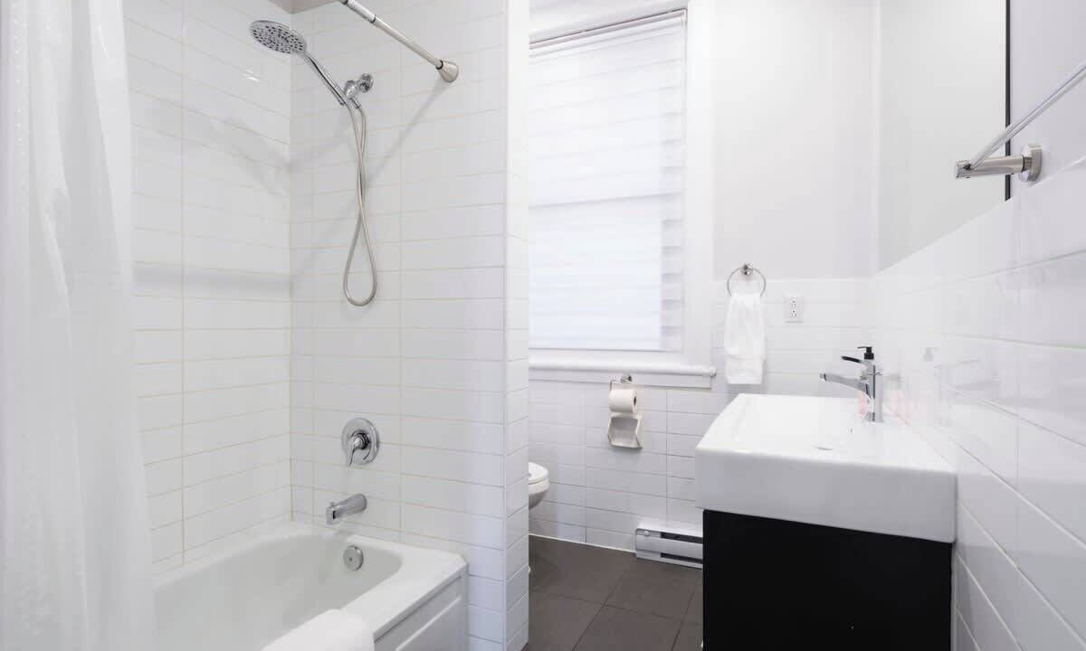 Photo of Bathroom in Plateau Mont Royal