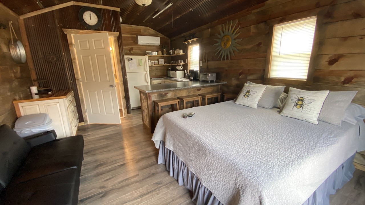 Photo of Bedroom in Board Camp
