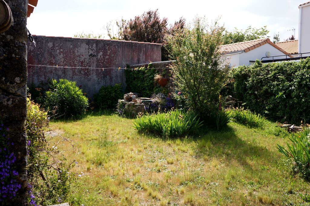 Photo of Outdoor in Bouin