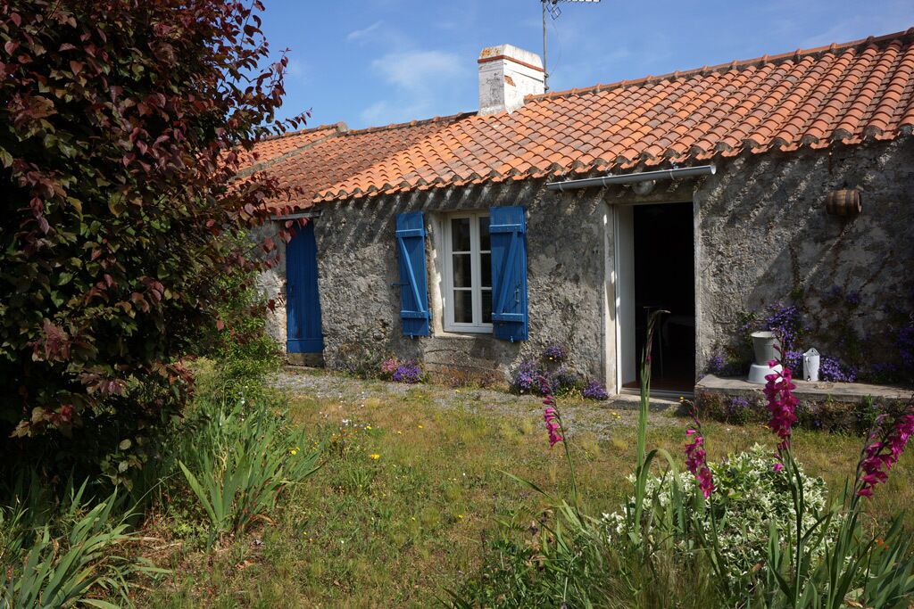 Photo of Outdoor in Bouin