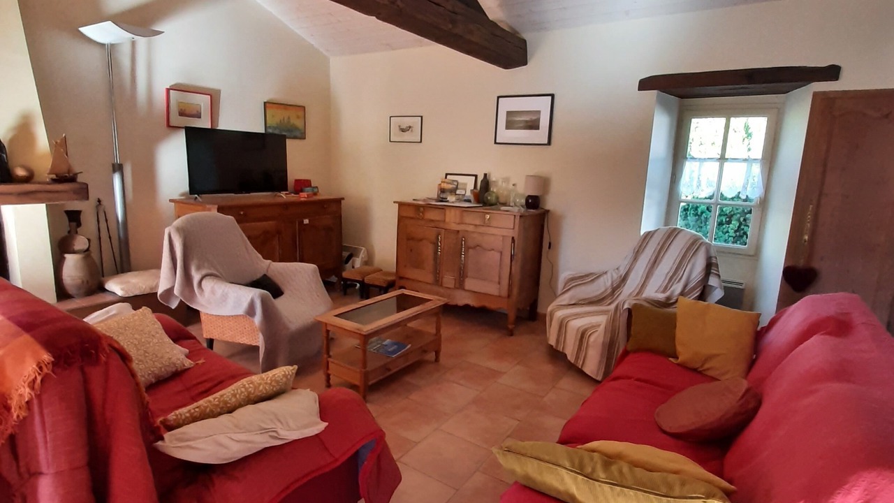 Photo of Livingroom in Bouin