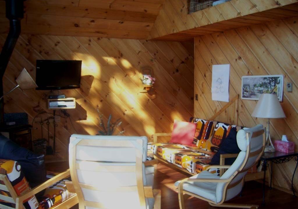 Photo of Livingroom in Meredith