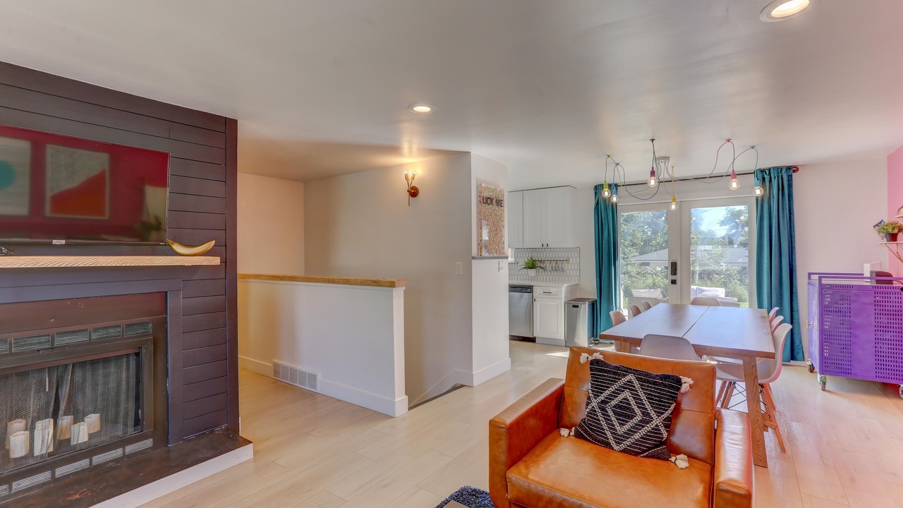 Photo of Livingroom in Berkley