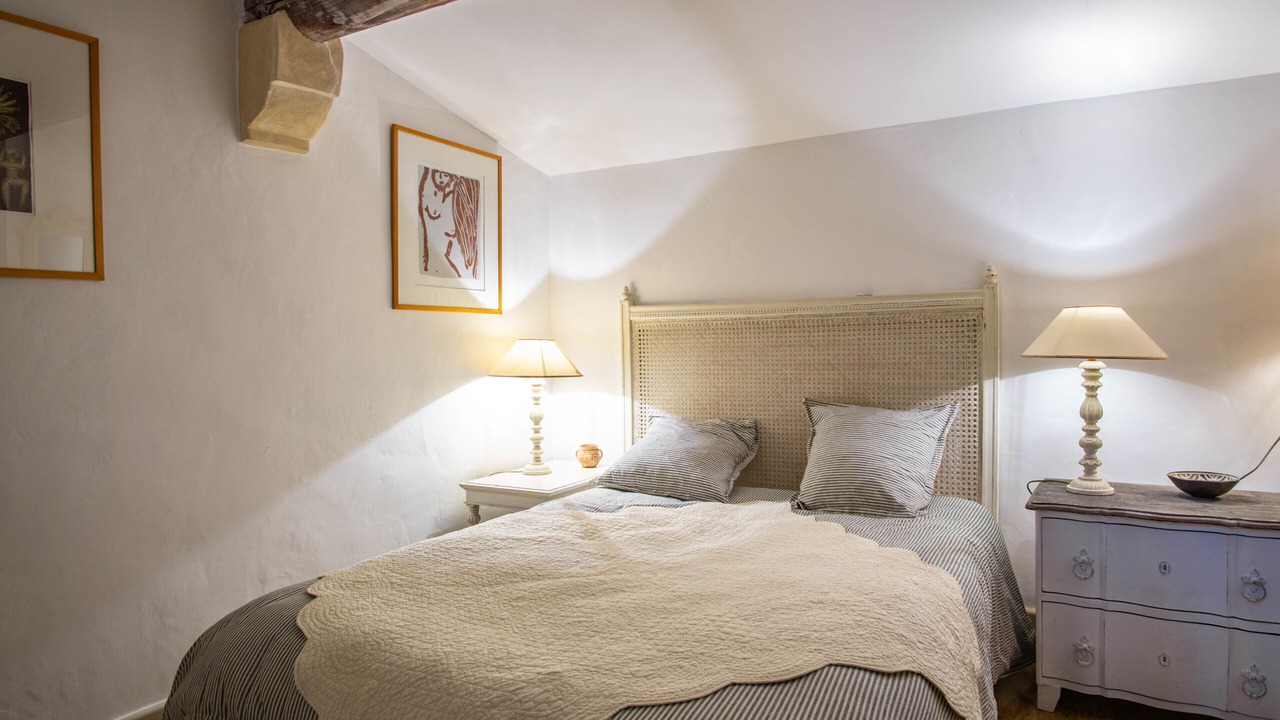 Photo of Bedroom in Lagnes