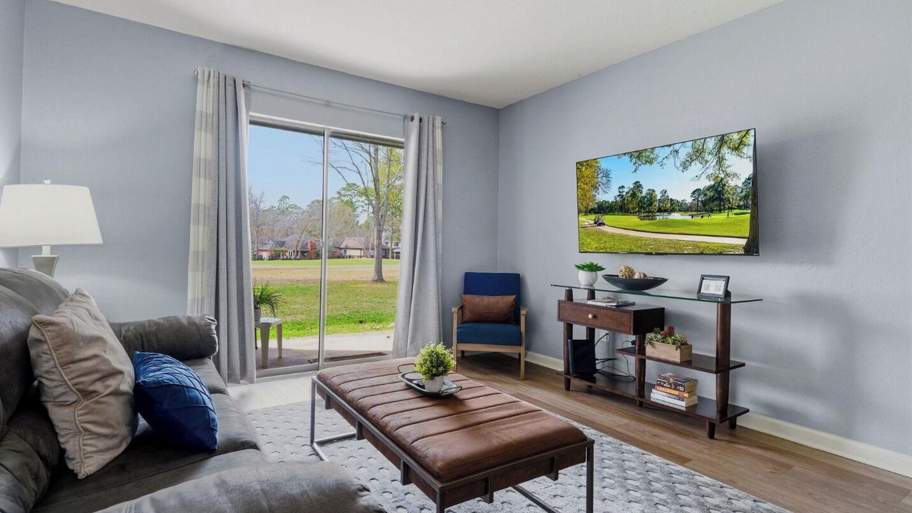 Photo of Livingroom in Walden on Lake Conroe