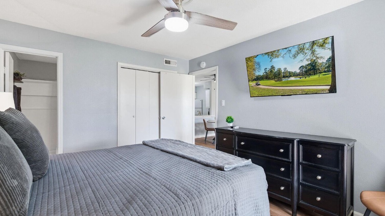 Photo of Bedroom in Walden on Lake Conroe