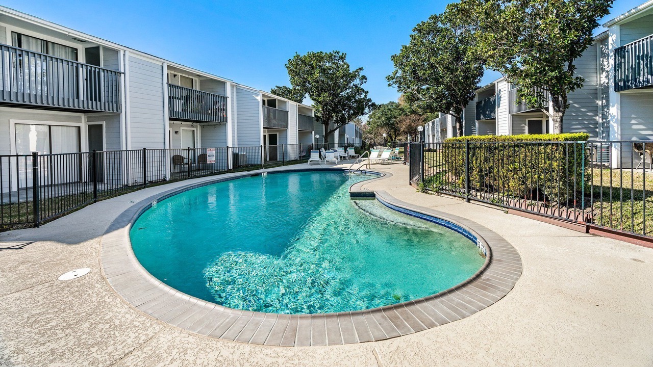 Photo of Outdoor in Walden on Lake Conroe