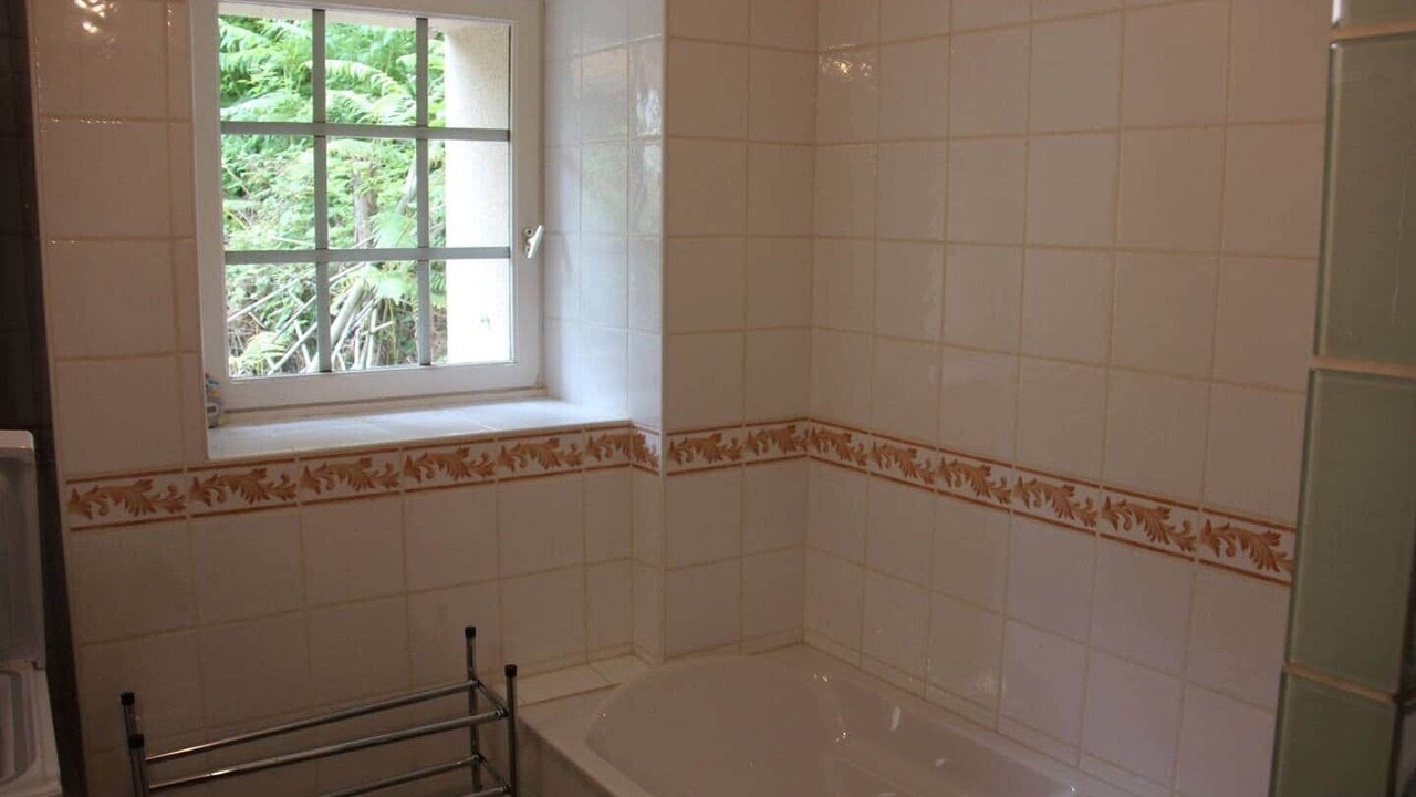 Photo of Bathroom in Continvoir