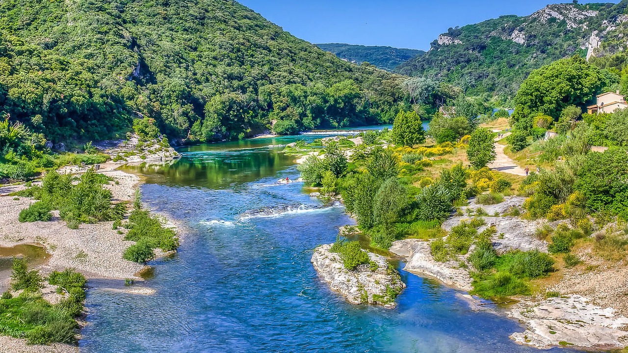 Photo of Others in Saint-Quentin-la-Poterie