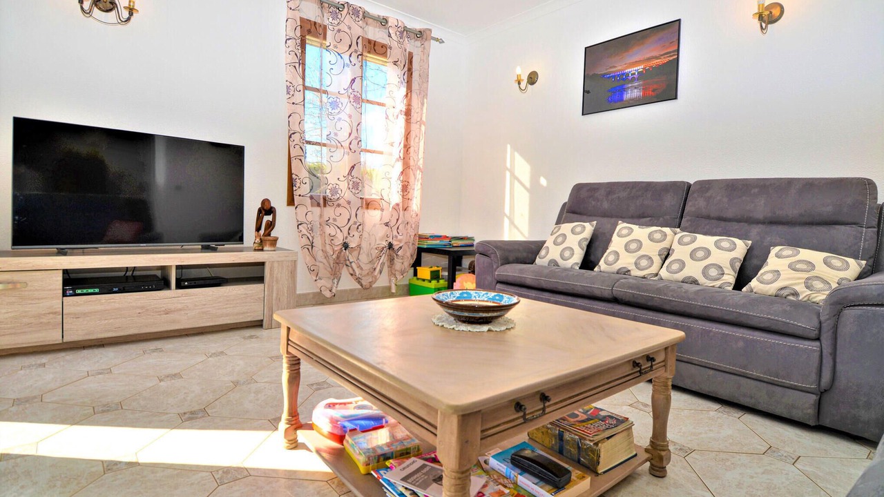 Photo of Bedroom in Saint-Quentin-la-Poterie