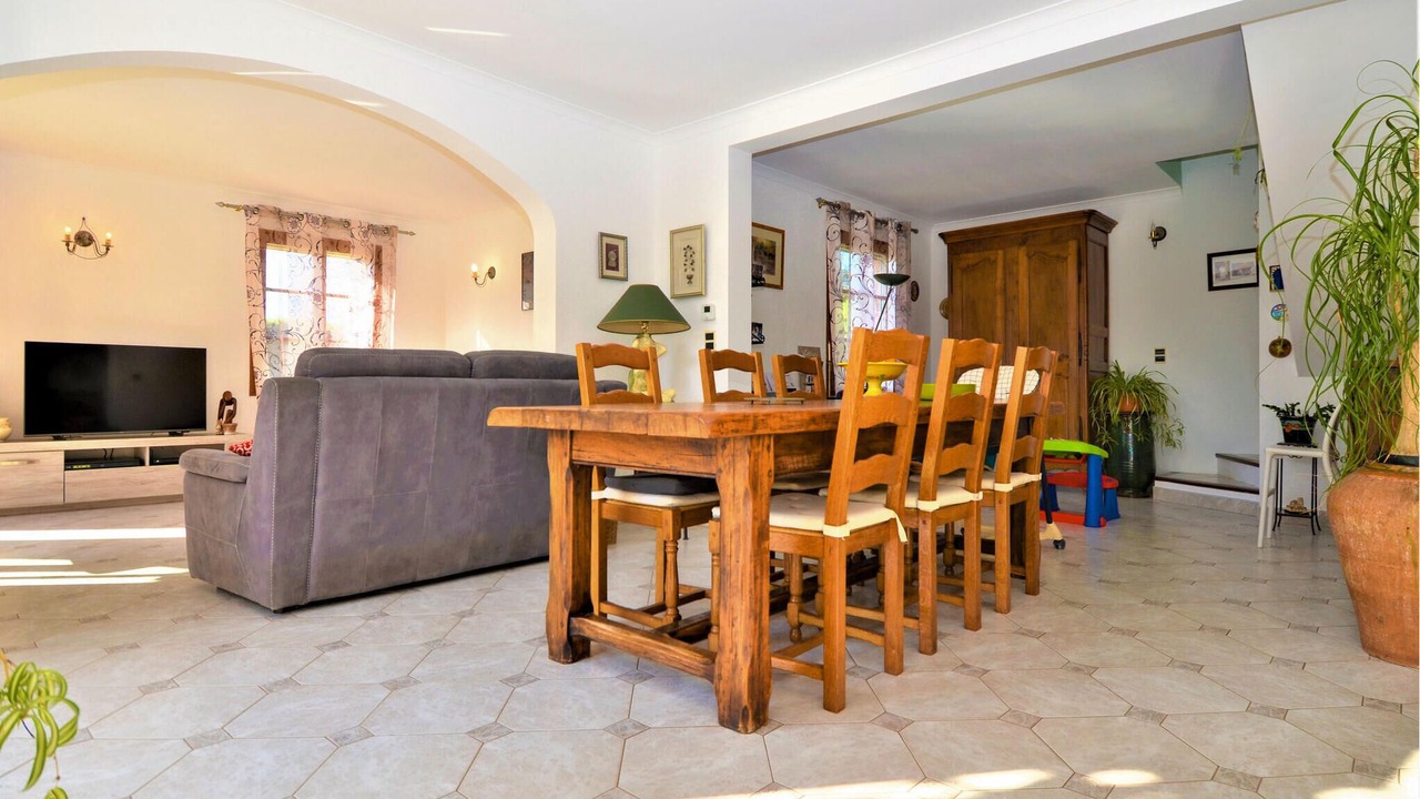 Photo of Bedroom in Saint-Quentin-la-Poterie