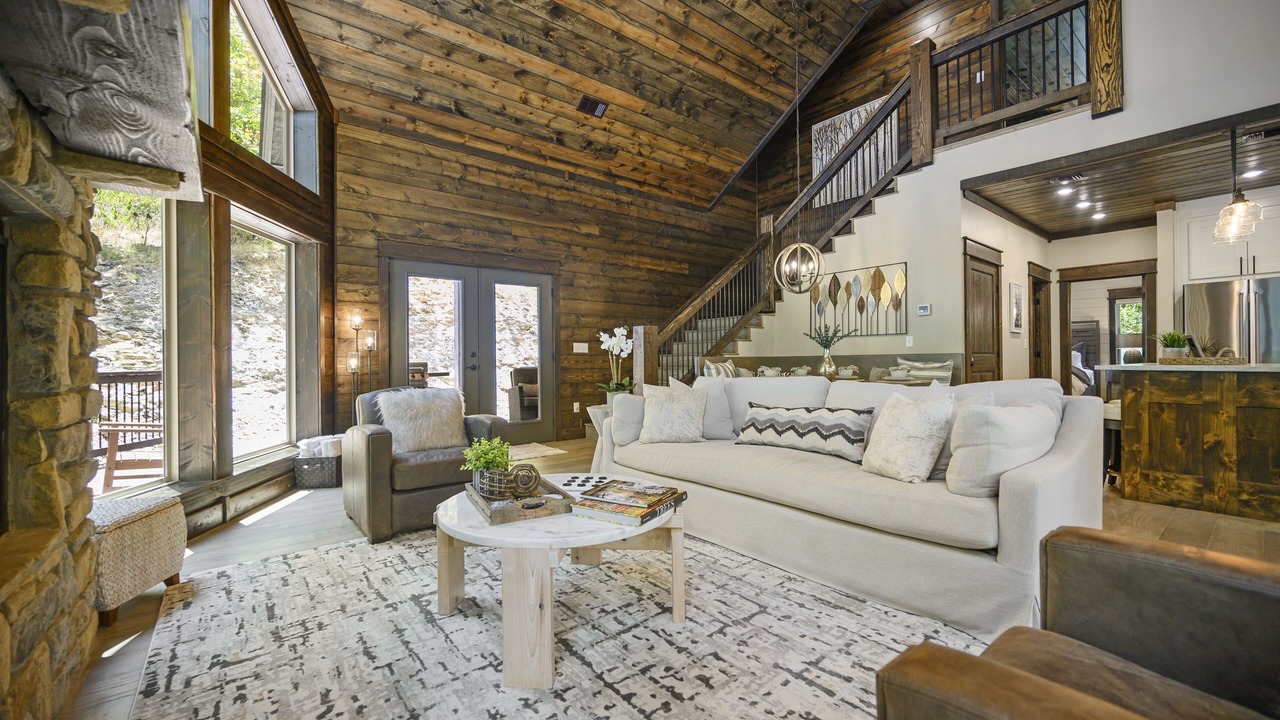Photo of Livingroom in Broken Bow