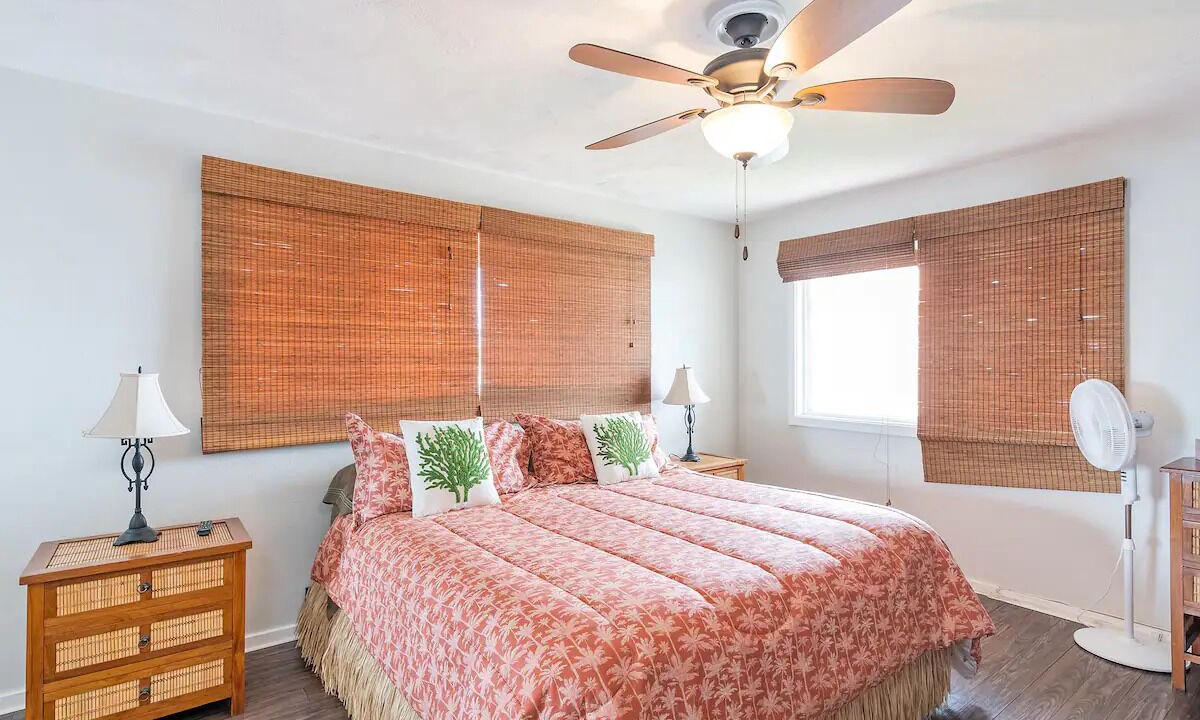 Photo of Bedroom in Makaha