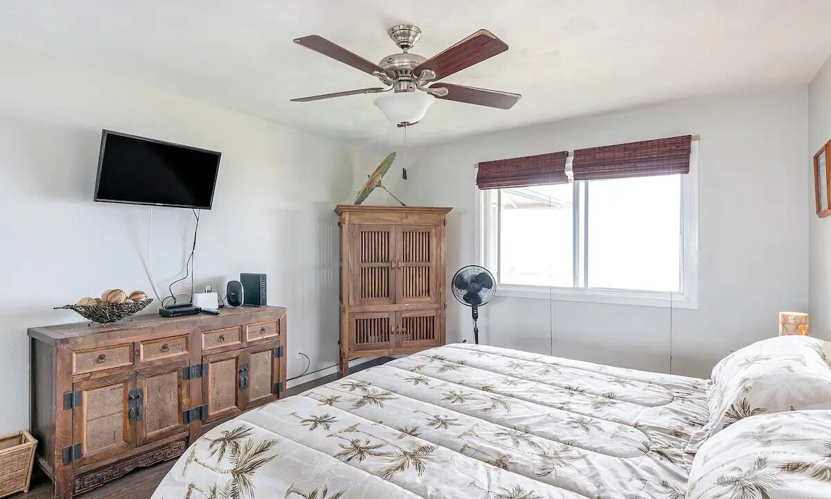 Photo of Bedroom in Makaha