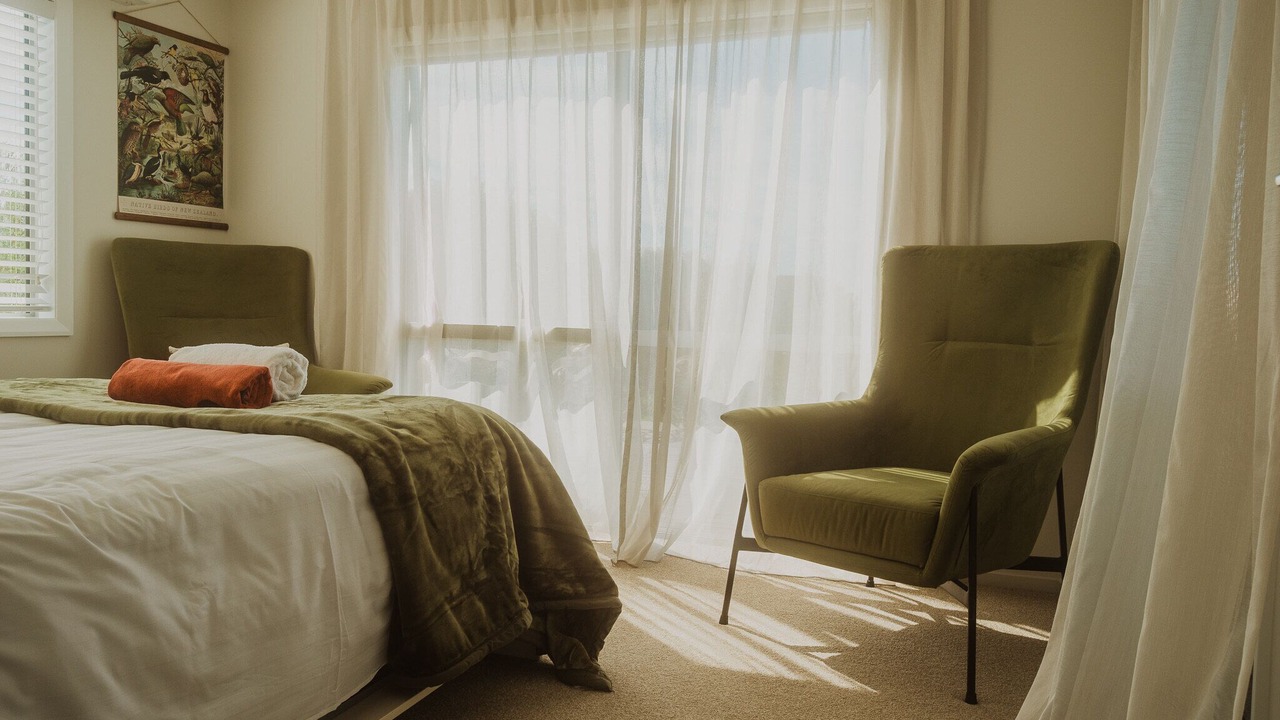 Photo of Bedroom in Langs Beach