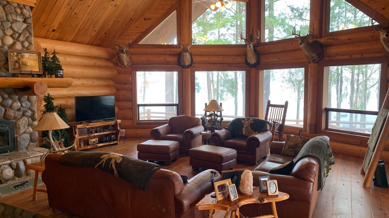 Photo of Livingroom in Huntington