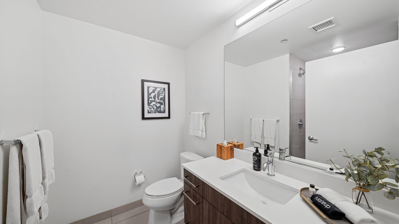Photo of Bathroom in The Loop