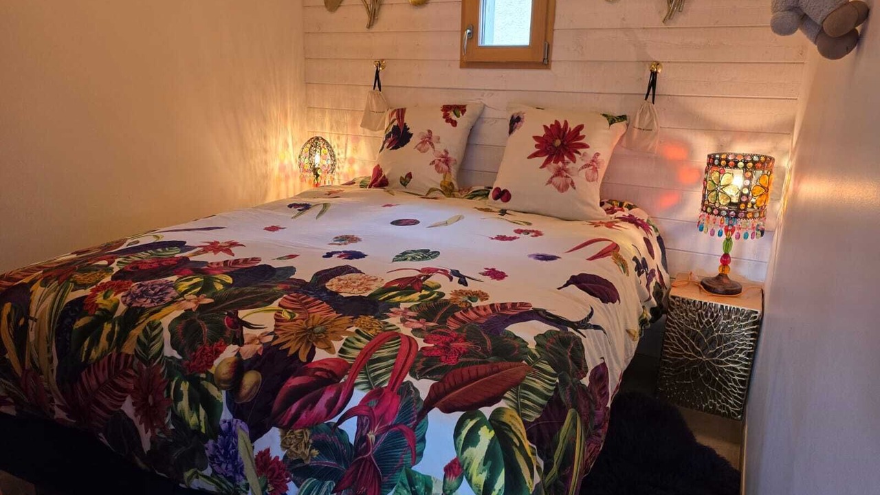 Photo of Bedroom in Curel