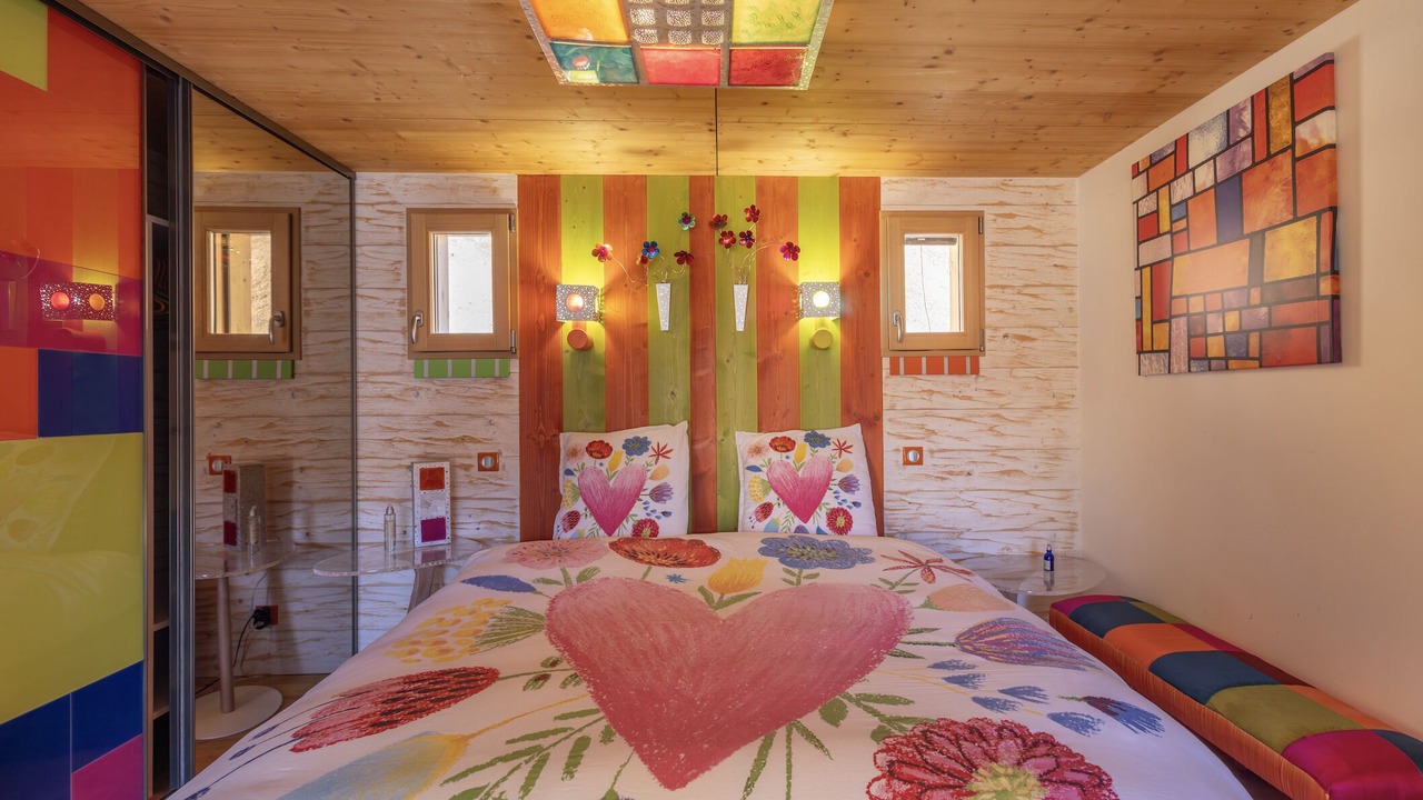 Photo of Bedroom in Curel