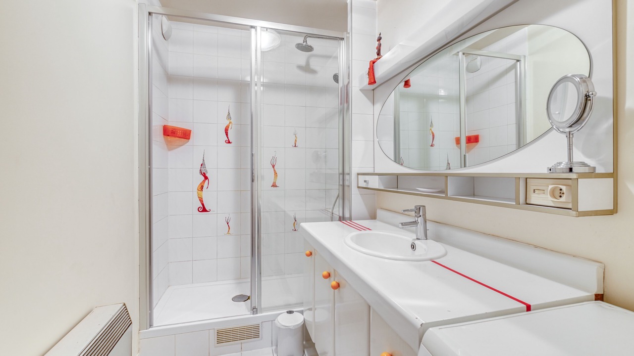 Photo of Bathroom in Passerelle