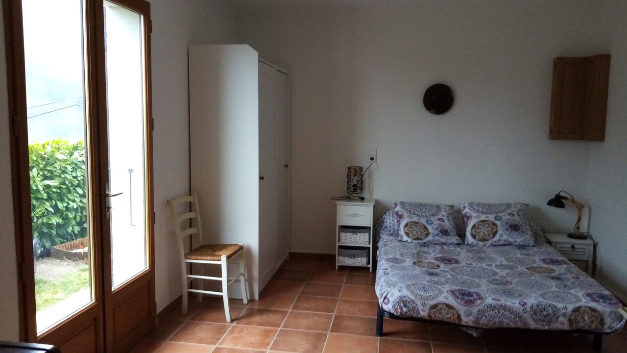 Photo of Bedroom in Mars