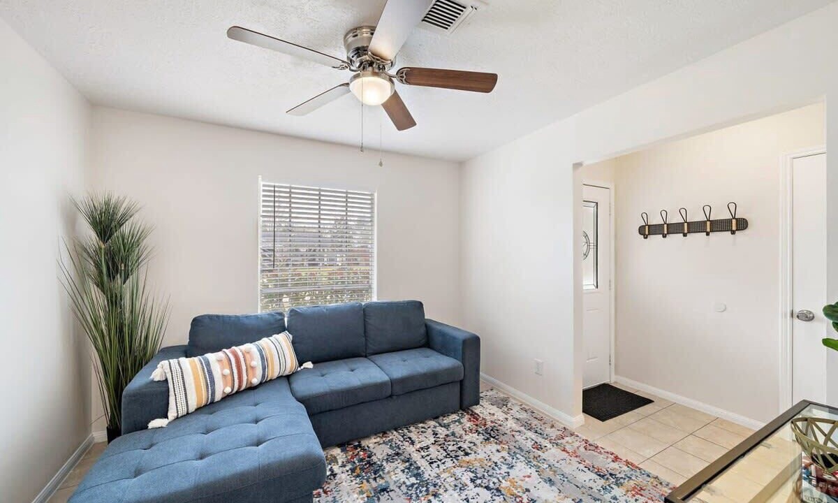 Photo of Bedroom in Pasadena