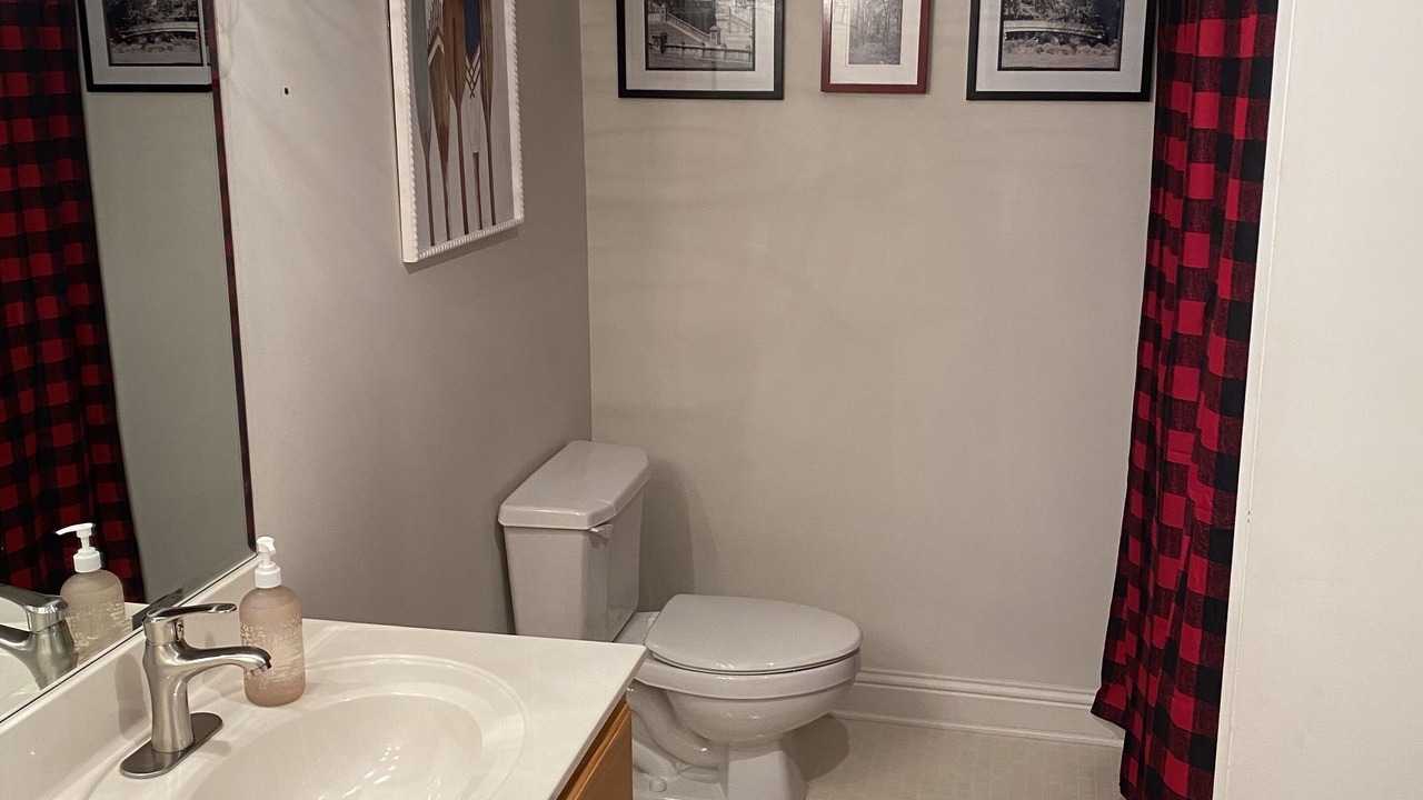 Photo of Bathroom in Blairsville