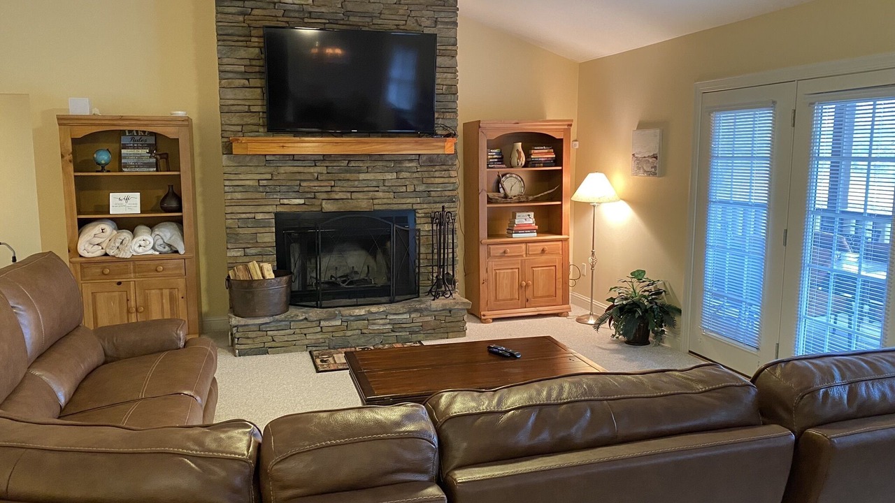 Photo of Livingroom in Blairsville
