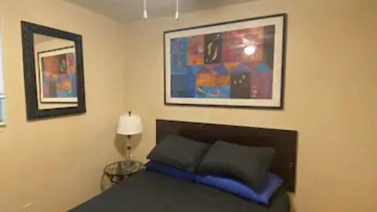 Photo of Bedroom in Lafayette Square