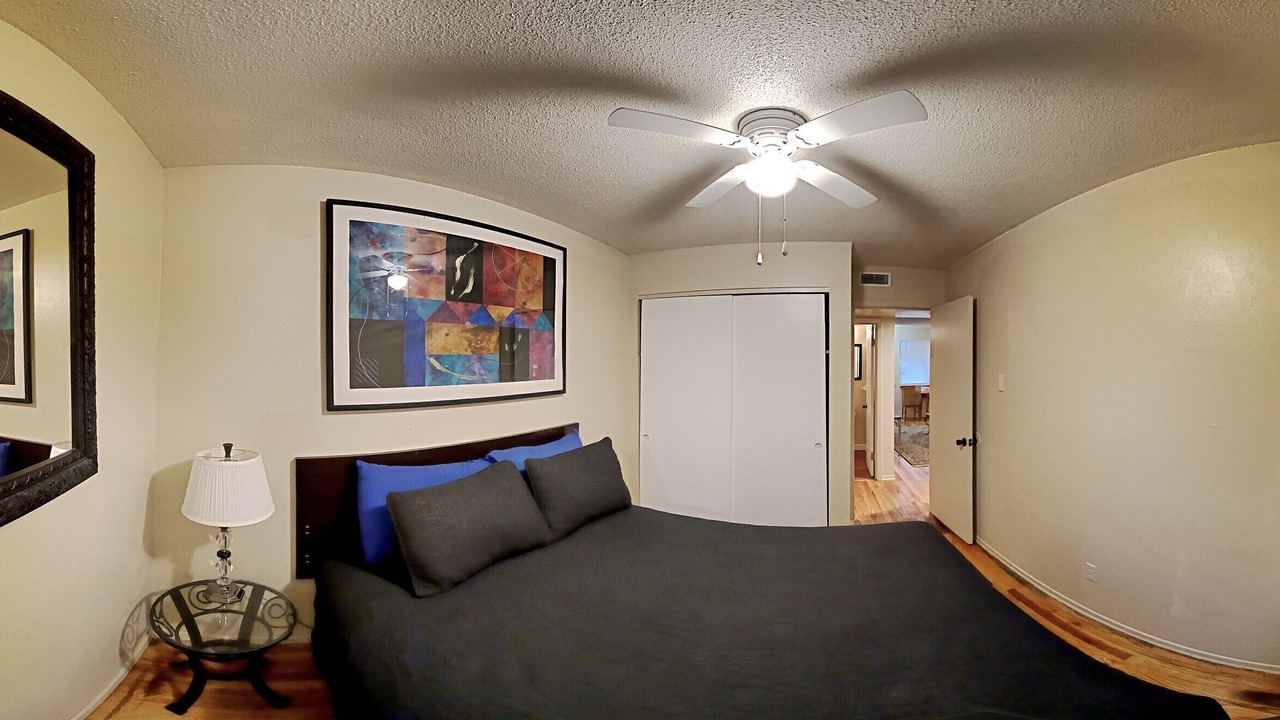 Photo of Bedroom in Lafayette Square