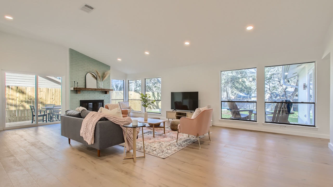 Photo of Livingroom in Village Oaks