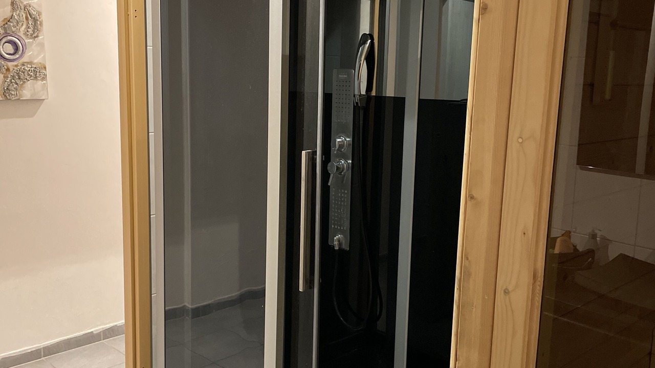 Photo of Bathroom in Freyming-Merlebach