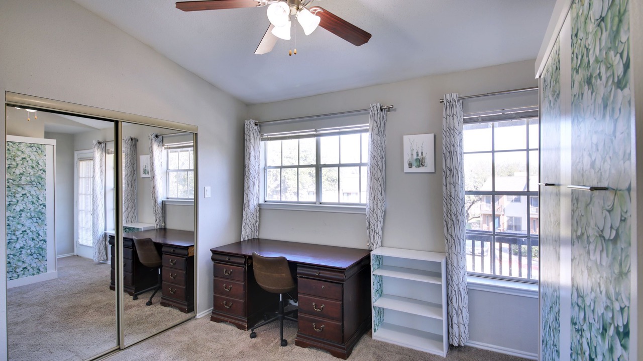 Photo of Patio Balcony in Pleasant Valley