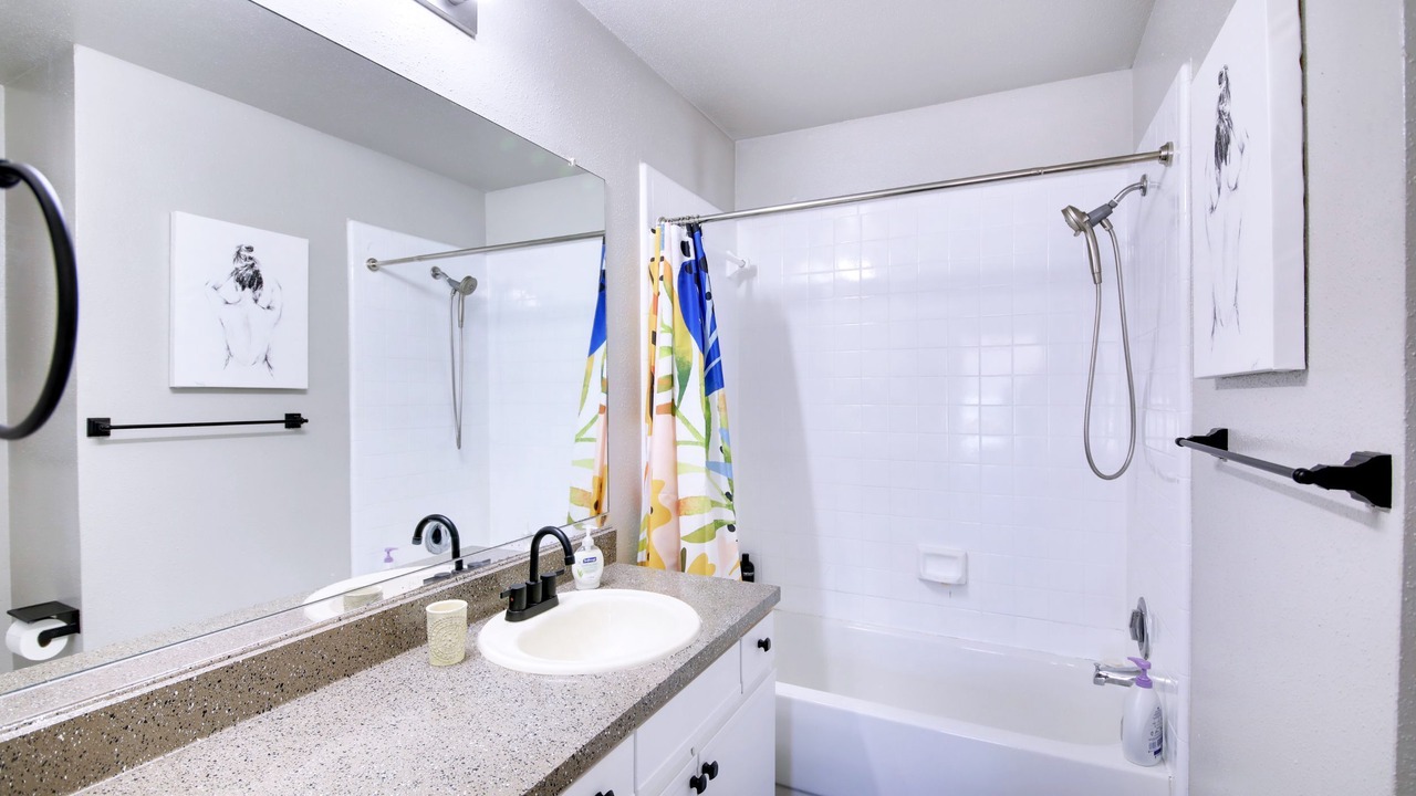 Photo of Bathroom in Pleasant Valley