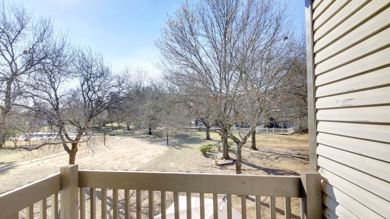 Photo of Patio Balcony in Pleasant Valley