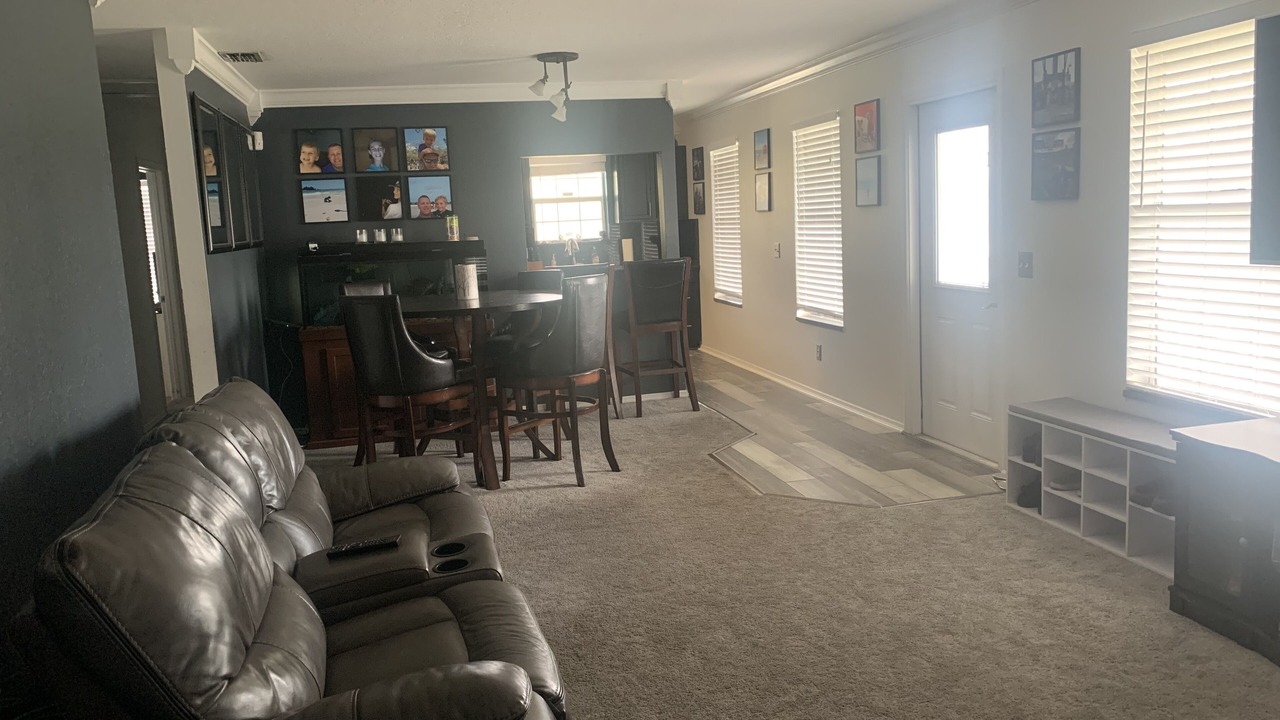 Photo of Livingroom in Ruskin