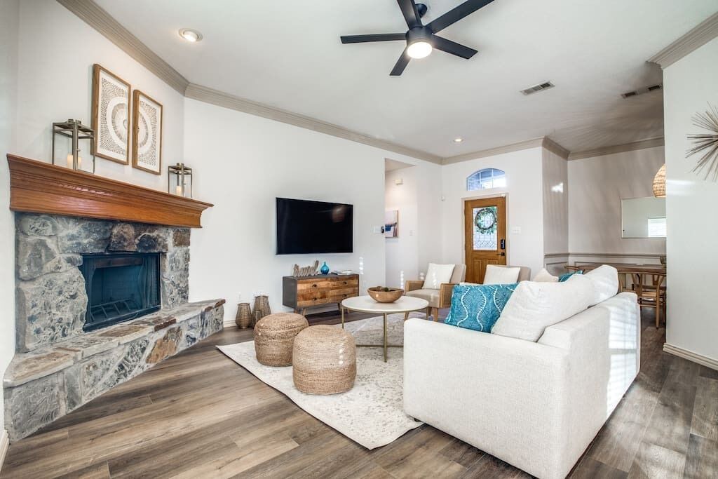 Photo of Livingroom in Little Elm