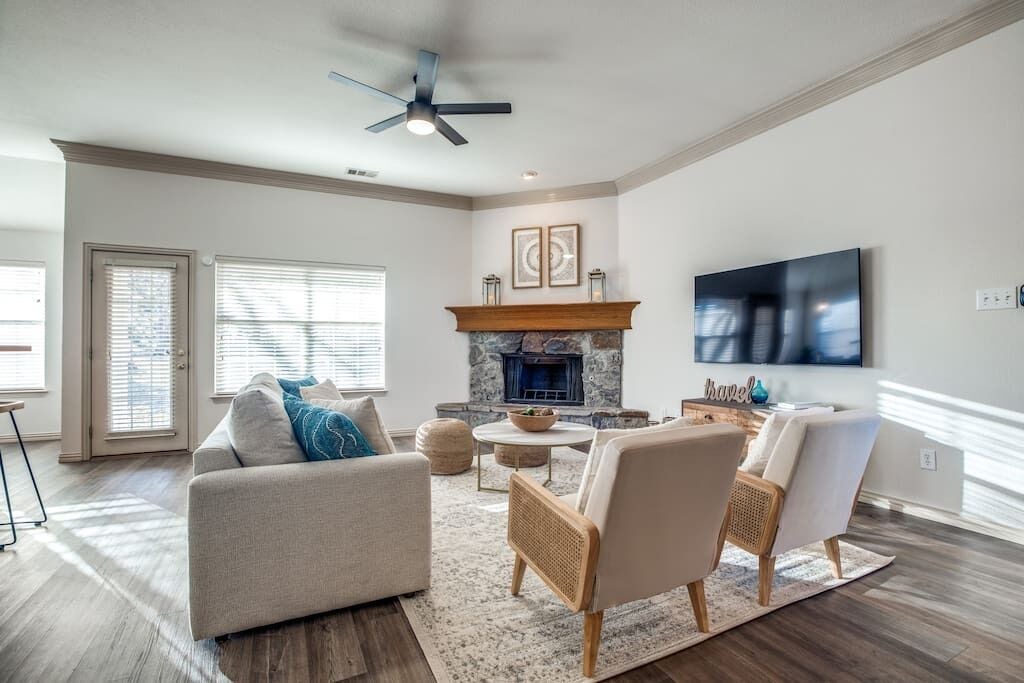 Photo of Livingroom in Little Elm