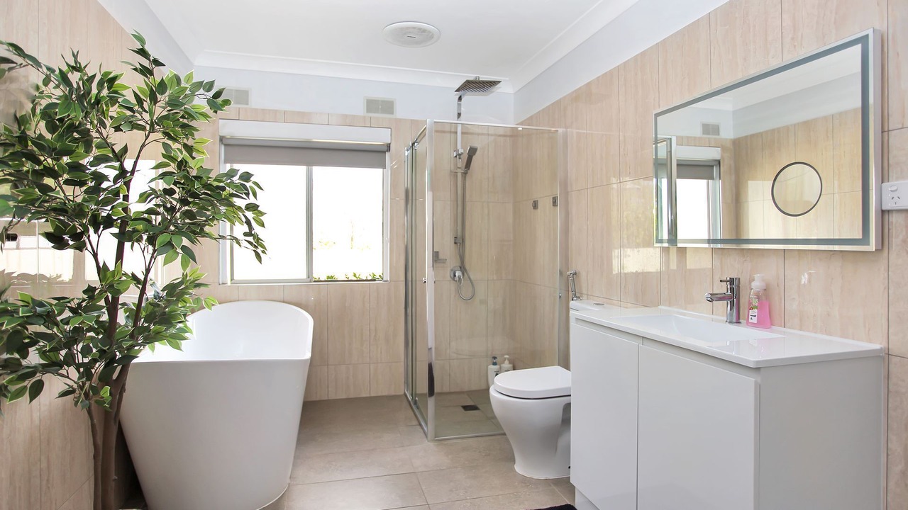 Photo of Bathroom in Tea Gardens