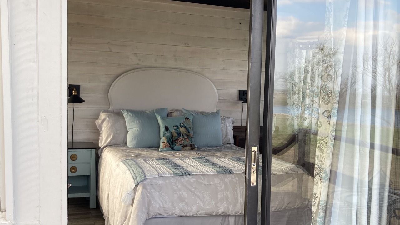 Photo of Bedroom in Guadalupe County