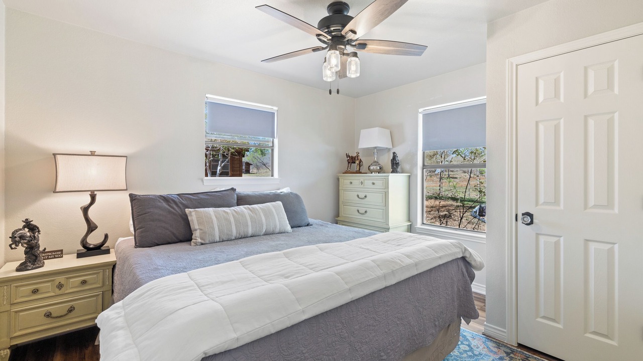 Photo of Bedroom in Llano