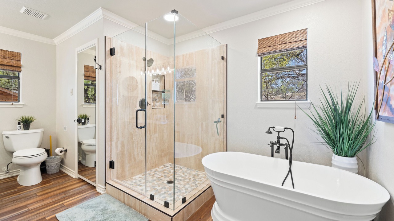 Photo of Bathroom in Llano
