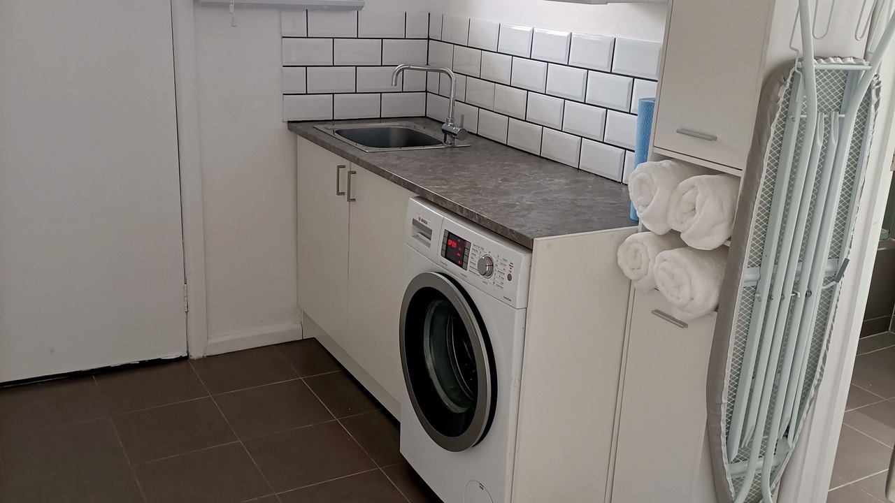 Photo of Others in Quarry Hill