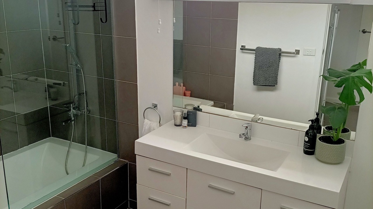 Photo of Bathroom in Quarry Hill