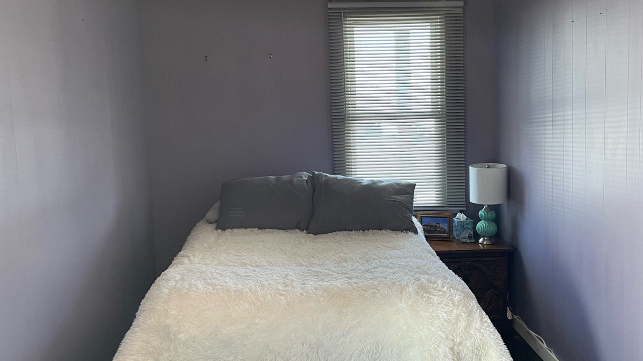 Photo of Bedroom in Bay City