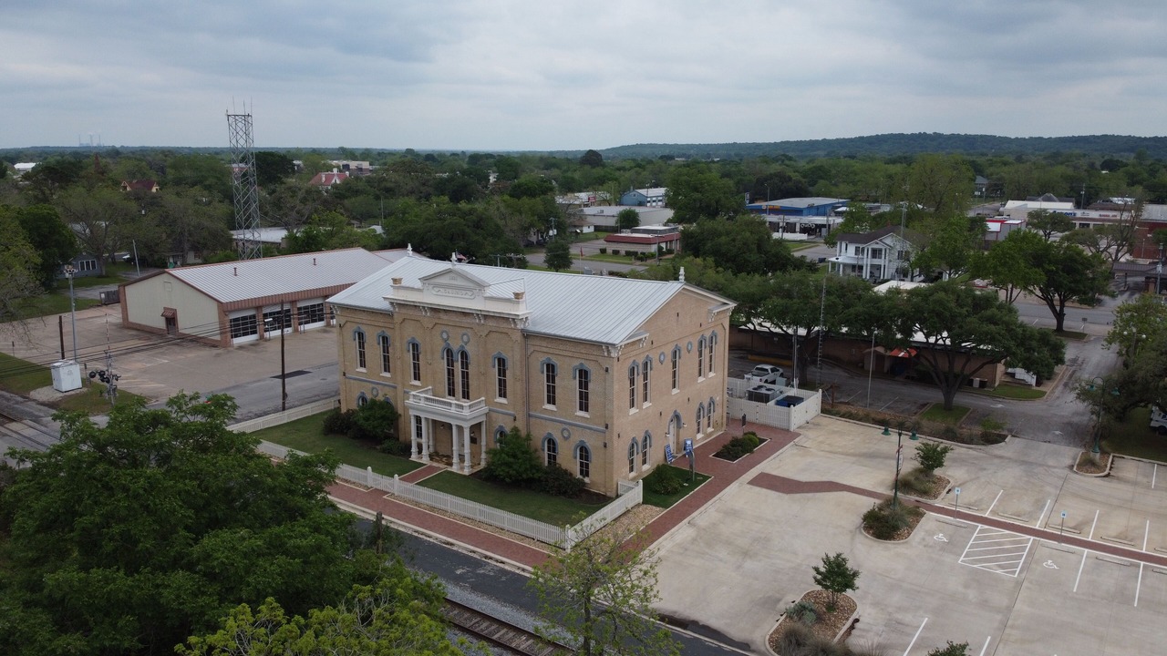 Photo of Others in La Grange