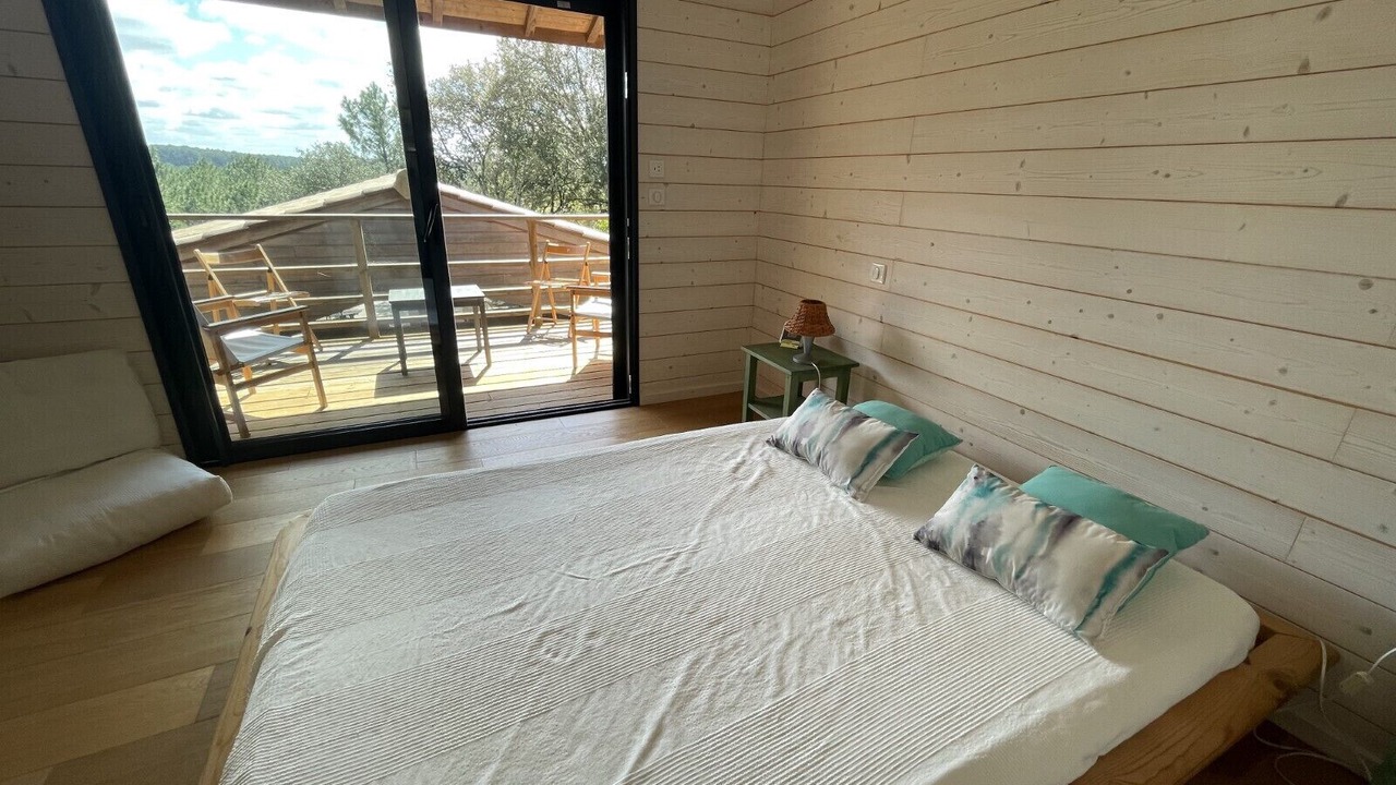 Photo of Bedroom in Maubuisson