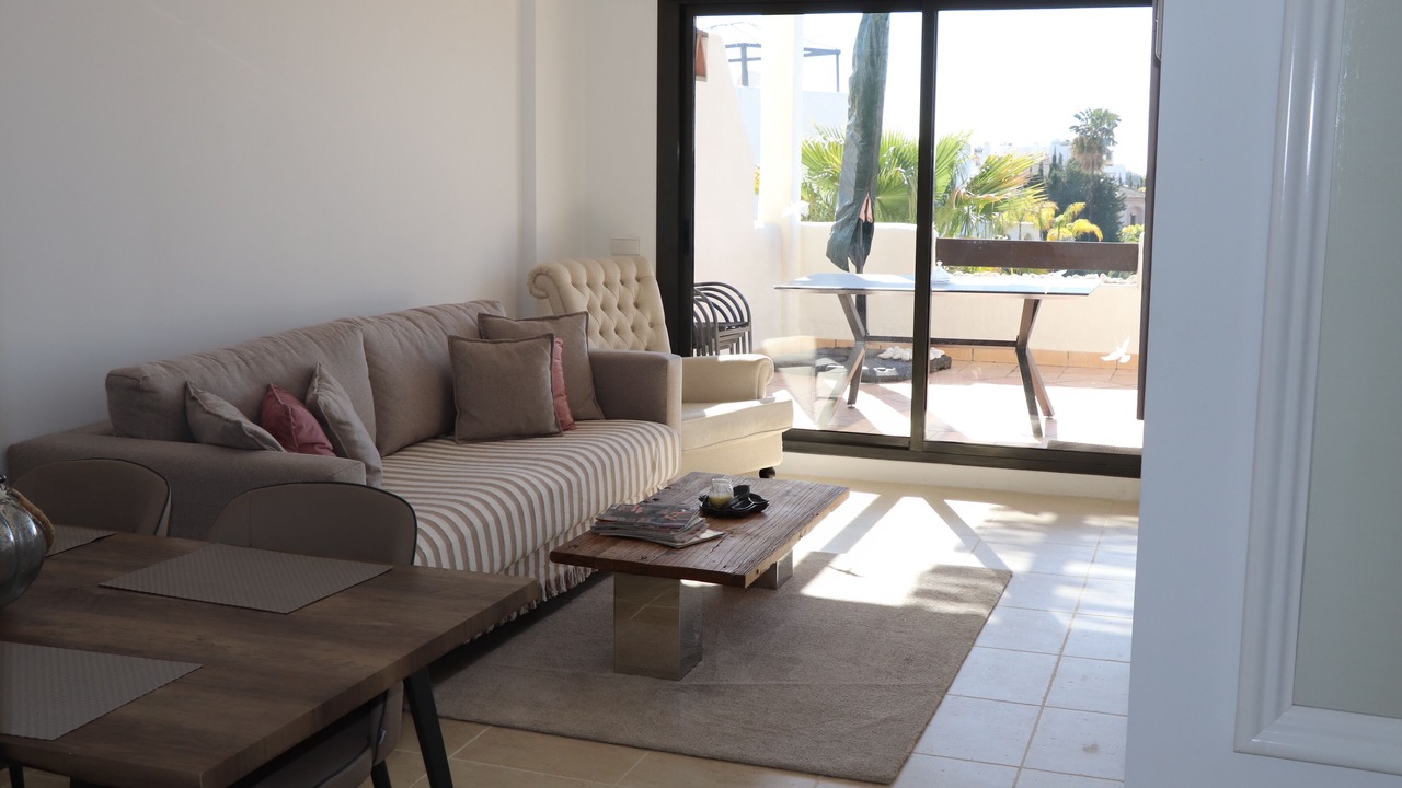 Photo of Livingroom in New Golden Mile