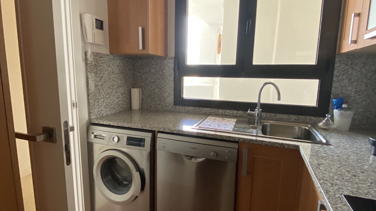 Photo of Kitchen in New Golden Mile